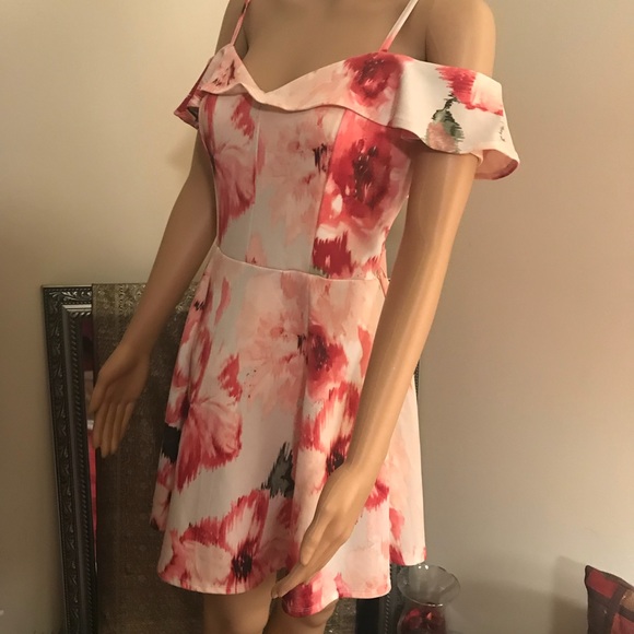 Emerald Sundae Cold Shoulder Fit And Flare Dress - Picture 3 of 8